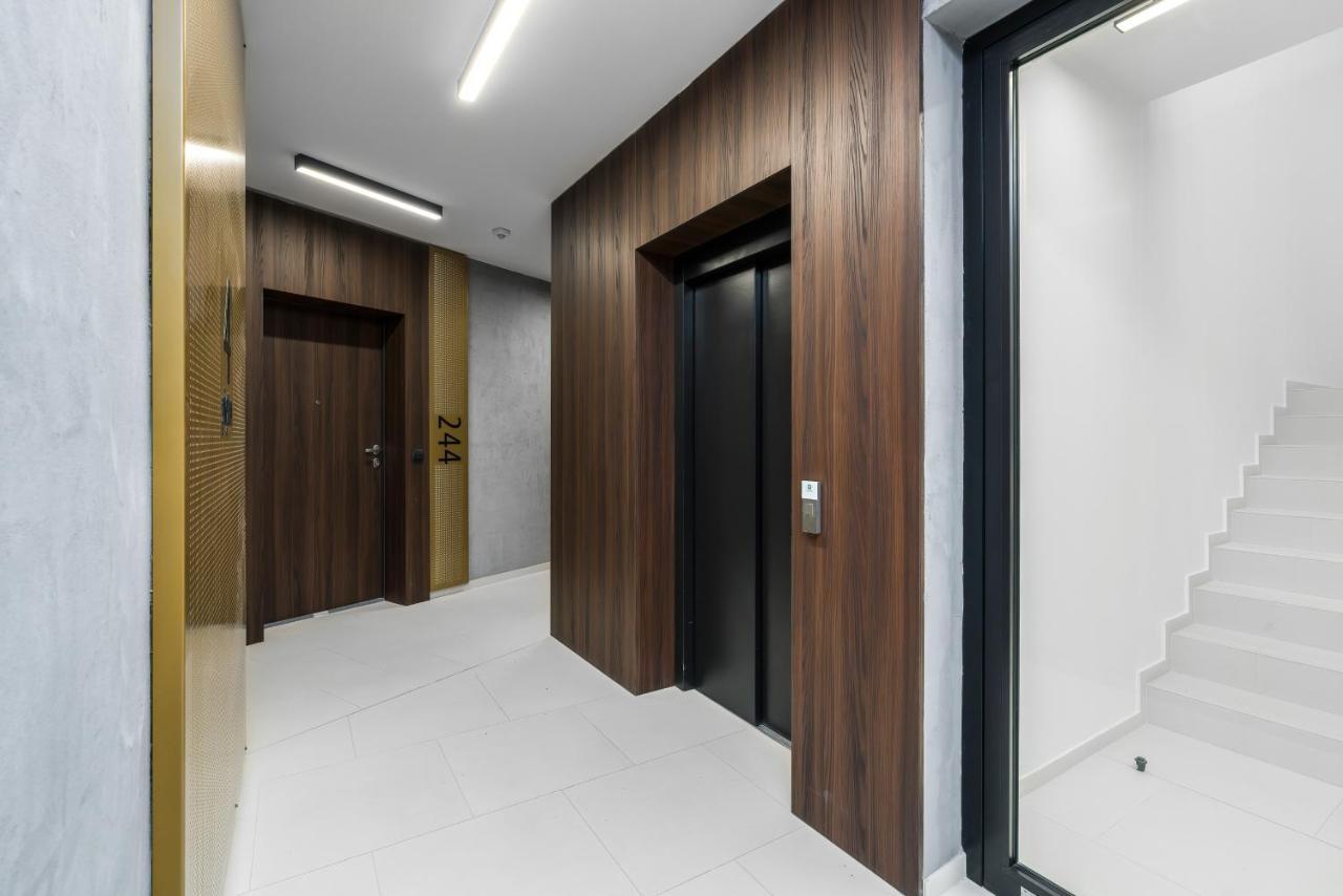 Apartments City View Garbary By Noclegi Renters بوزنان المظهر الخارجي الصورة