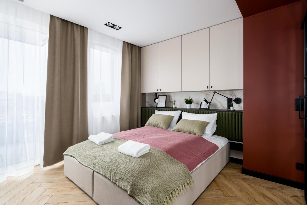 Apartments City View Garbary By Noclegi Renters بوزنان المظهر الخارجي الصورة